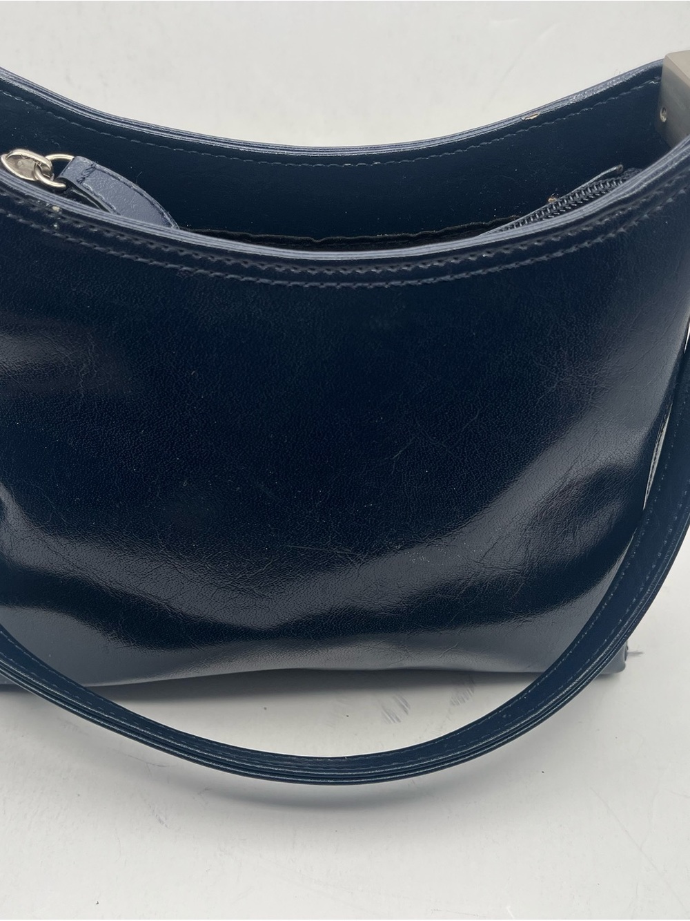 Liz Claiborne Navy Leather Shoulder Bag - Picture 4 of 8